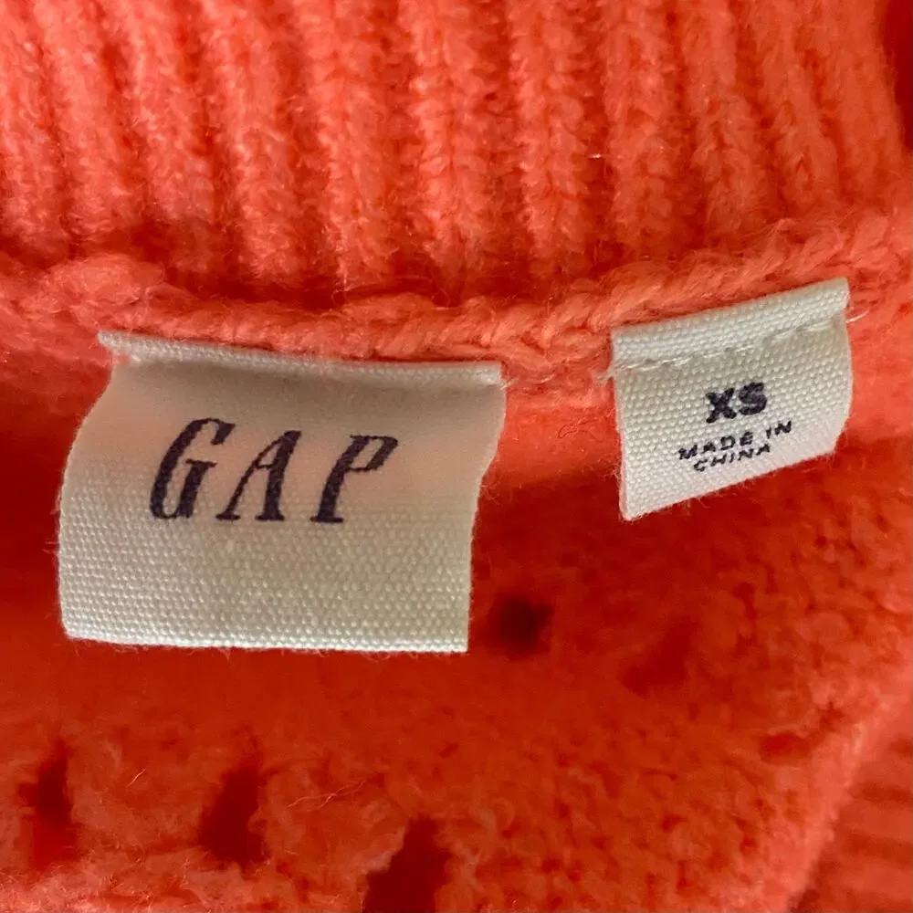 GAP Coral Cut Out Crew Neck Long Sleeve Lightweight Sweater Size XS Wool Blend